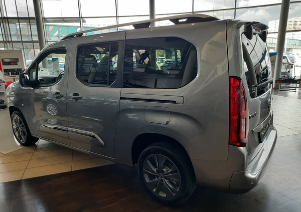 Toyota Proace City Verso cena 204600 przebieg: 6, rok produkcji 2024 z Żnin małe 121
